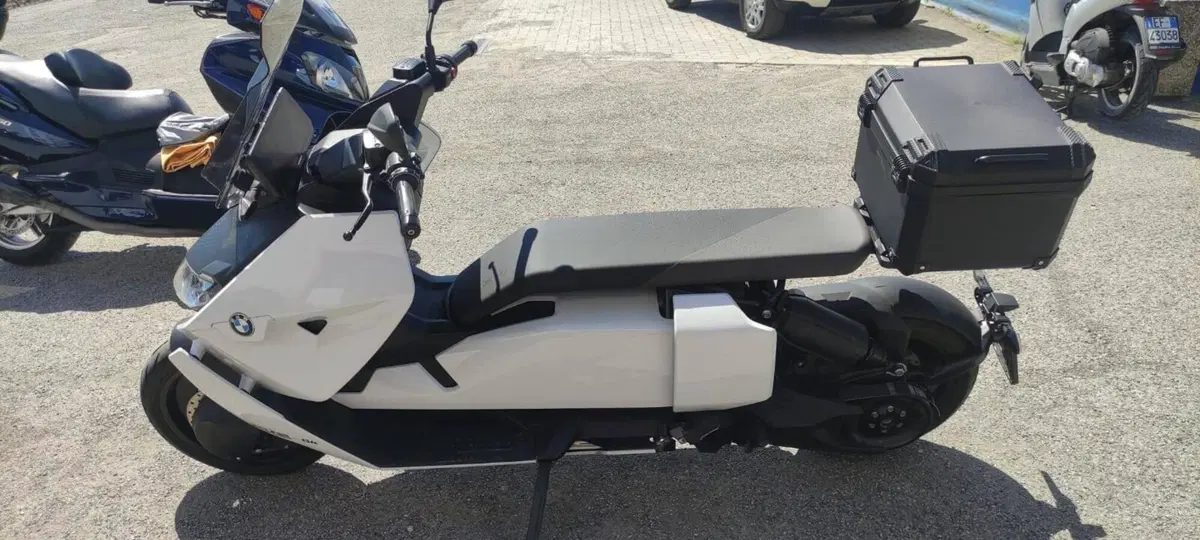 Bmw CE 04 (2021 - 25)