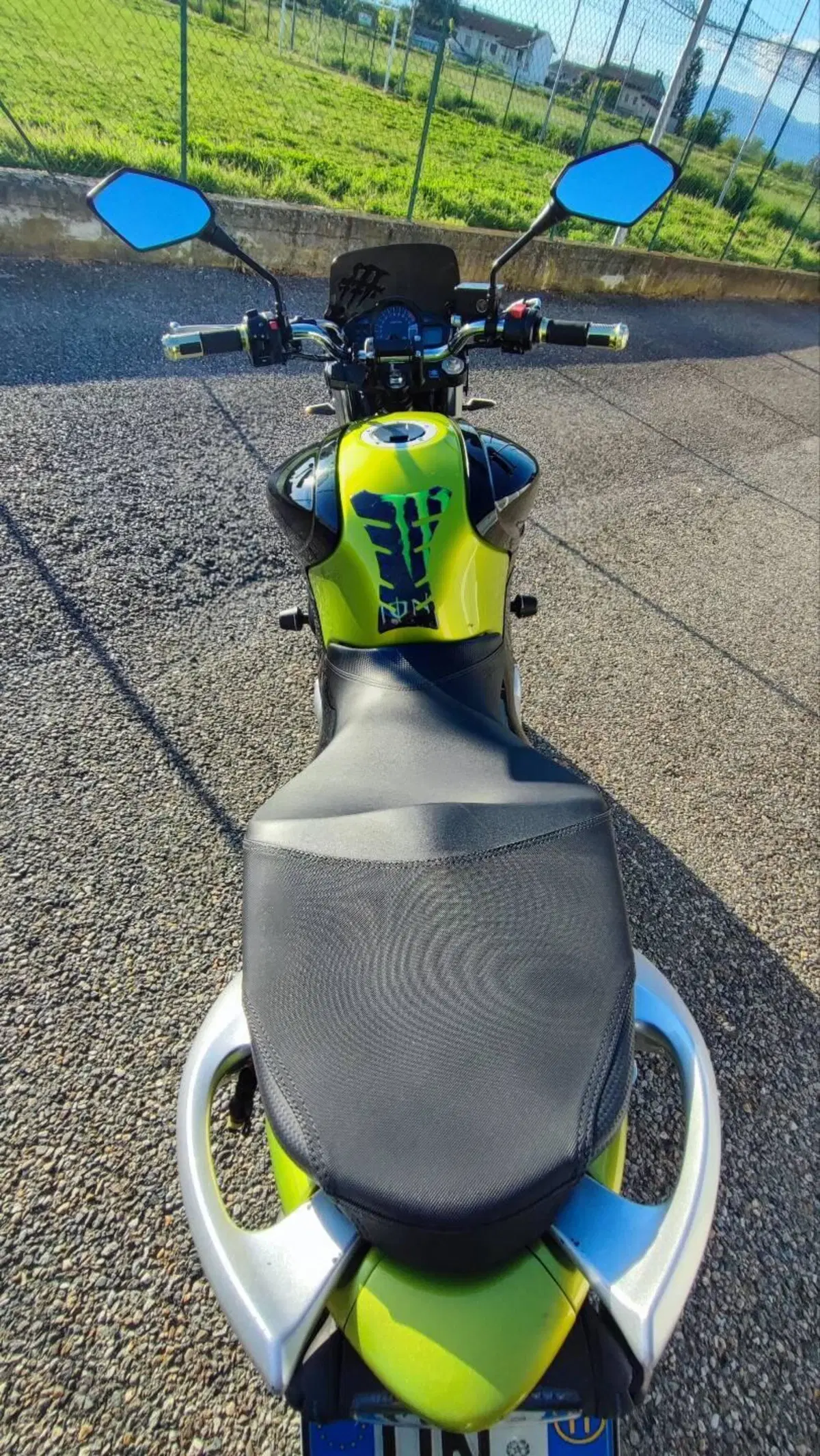 Suzuki Gladius 650 SFV (2009 - 15) (8)