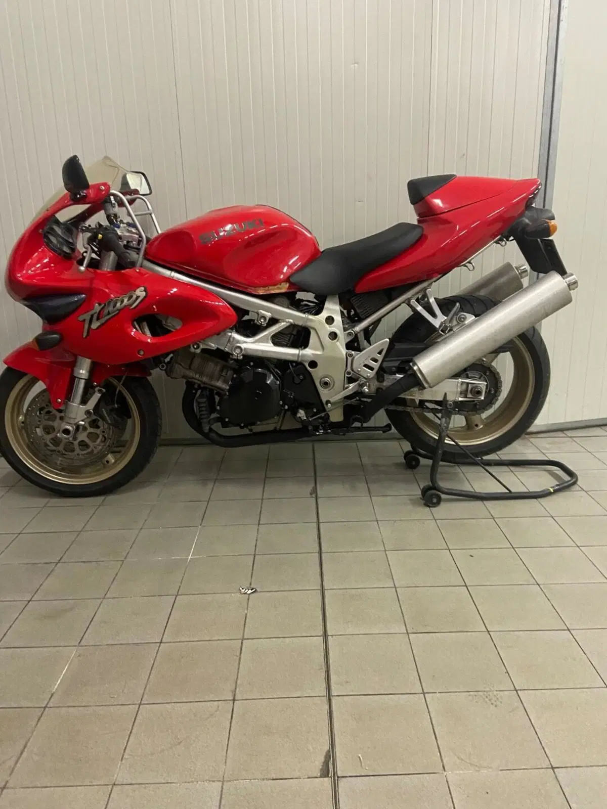 Suzuki TL 1000 S (1997 - 03) (4)