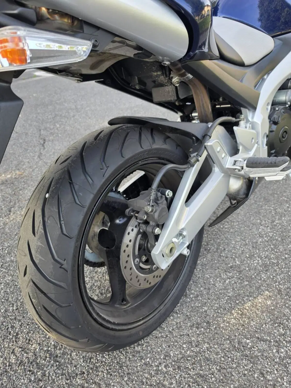 Suzuki GSR 600 (2006 - 11) (5)