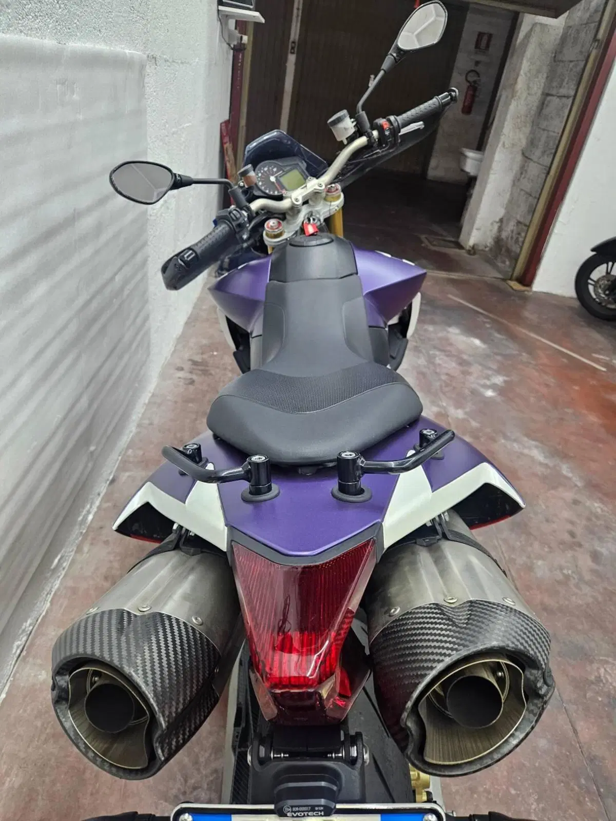 Aprilia Dorsoduro 1200 ABS (2012 - 15) (7)