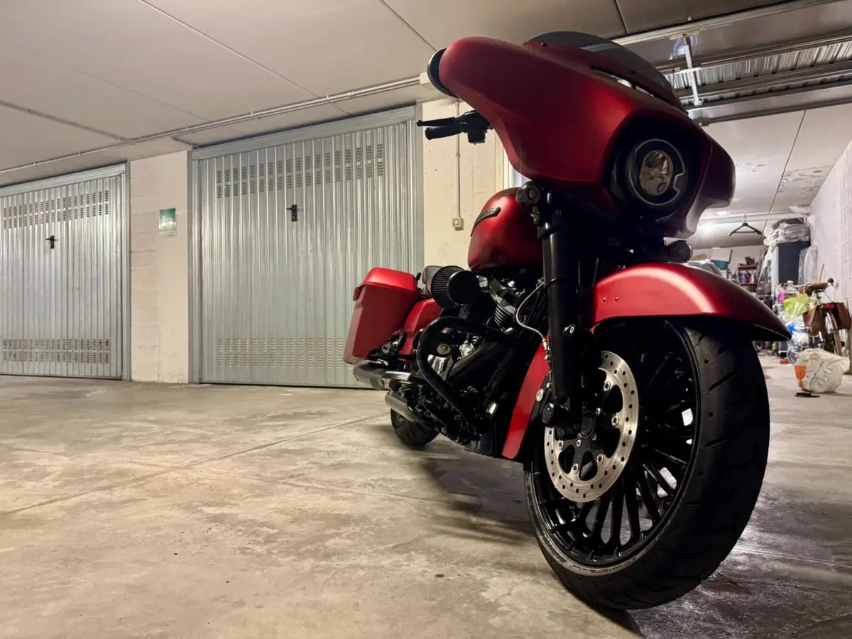 Harley-Davidson 114 Street Glide Special (2019 - 20) - FLHXS