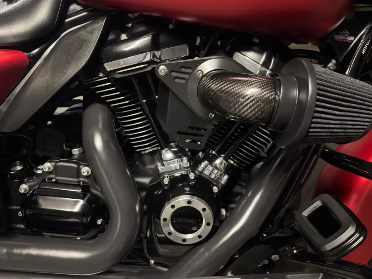 Harley-Davidson 114 Street Glide Special (2019 - 20) - FLHXS (6)