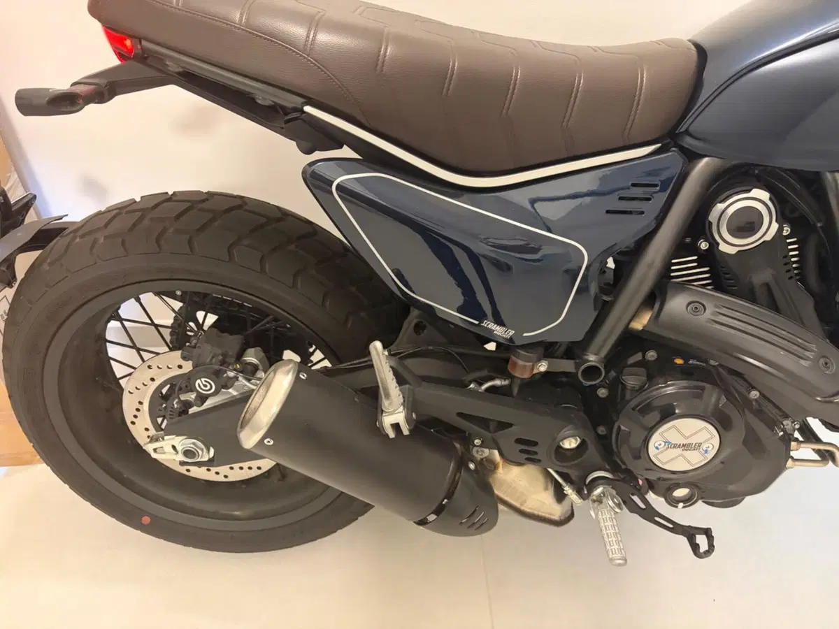 Ducati Scrambler 800 Nightshift (2023 - 24) (4)