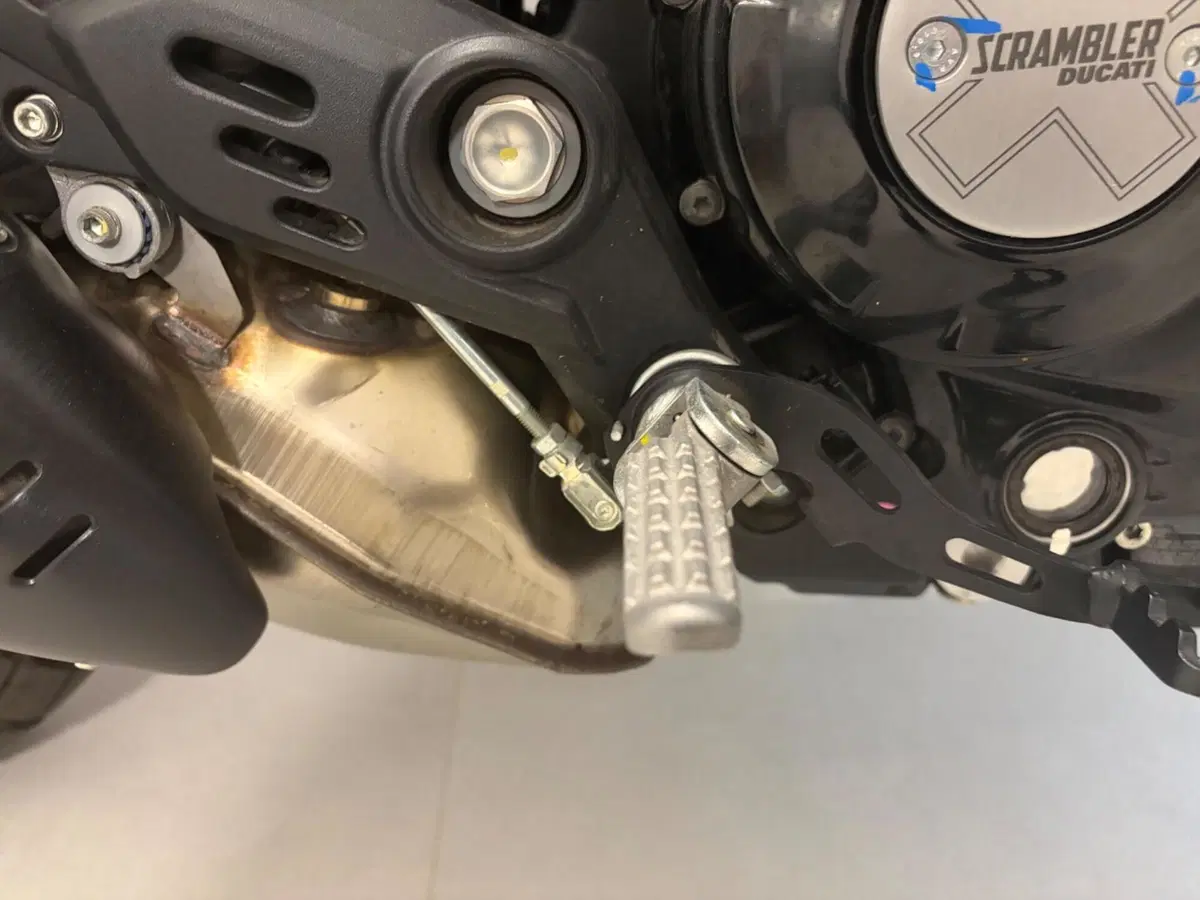 Ducati Scrambler 800 Nightshift (2023 - 24) (11)