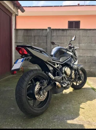 Yamaha XJ6 (2008 - 15) usata