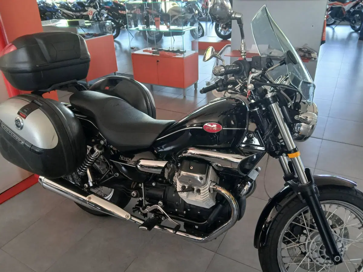 Moto Guzzi Nevada 750 Classic (2008 - 15) (2)