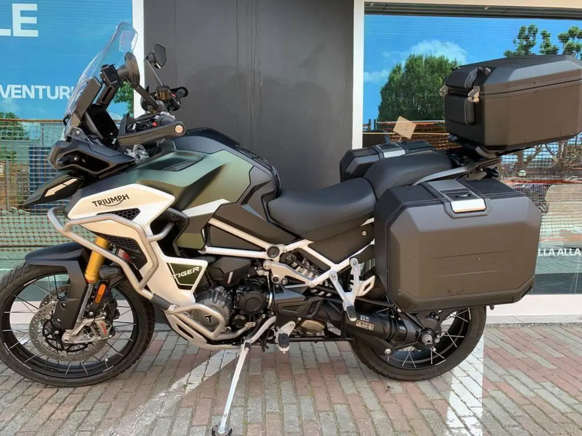 Triumph Tiger 1200 Rally Explorer (2024 - 26)