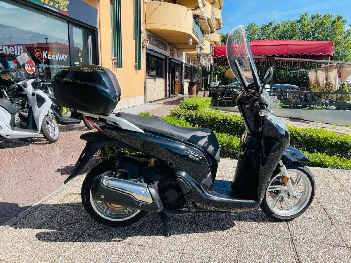 Honda SH 300 i ABS (2016 - 20)