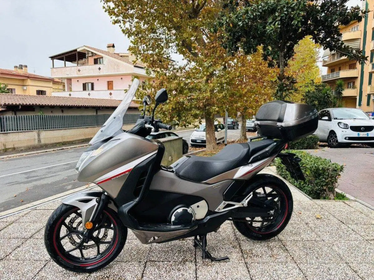 Honda Integra 750 DCT Sport (2017) (18)