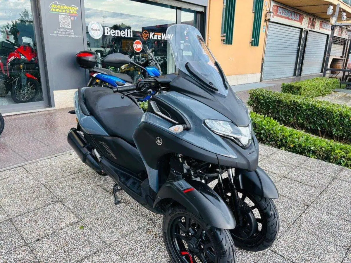 Yamaha Tricity 300 (2021 - 24) (7)