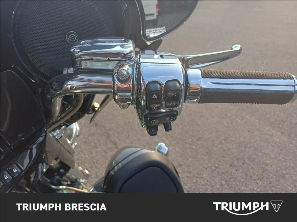 Harley-Davidson 1800 Ultra Limited (2014 - 16) (8)