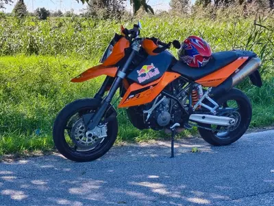 KTM 990 Supermoto (2007 - 10) usata