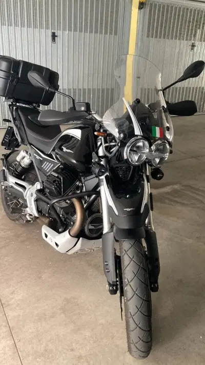 Moto Guzzi V85 TT Guardia d'Onore (2022 - 23) usata