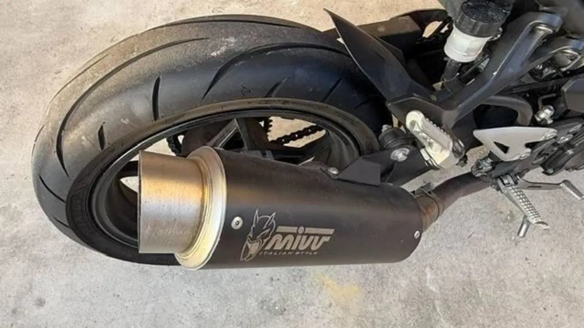 Kawasaki Z 400 Performance (2020) (4)