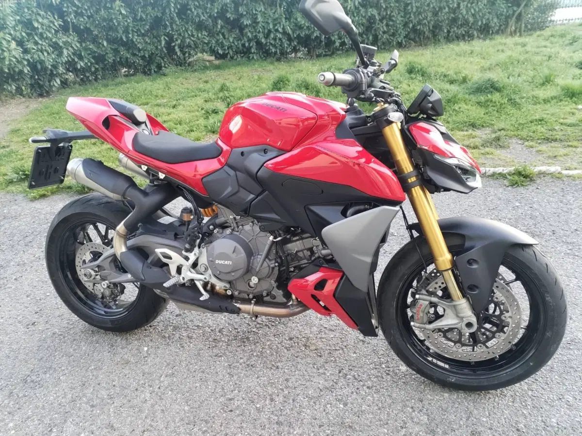 Ducati Streetfighter V2 S (2025 - 26) (2)