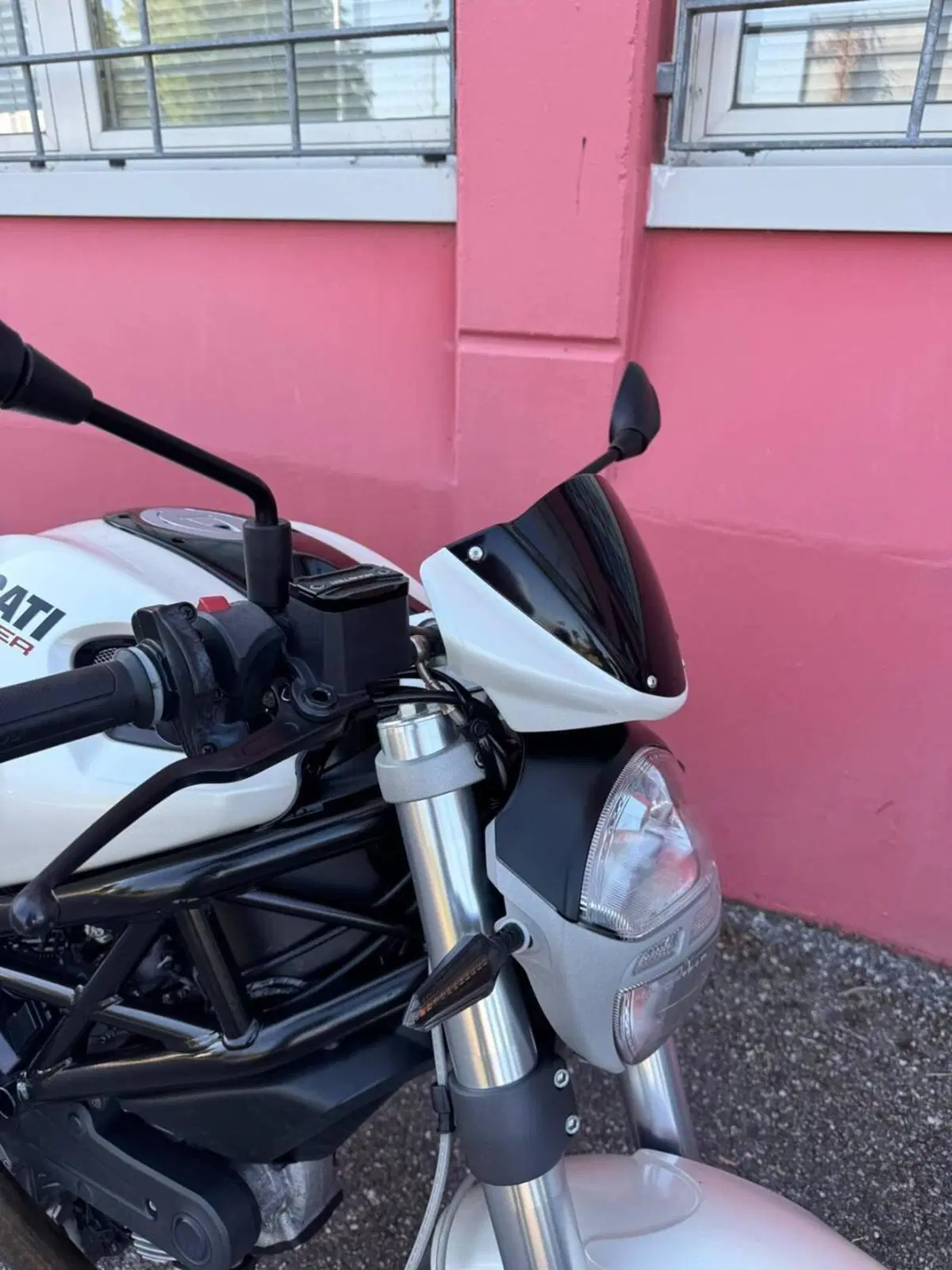 Ducati Monster 696 Plus (2007 - 14) (3)