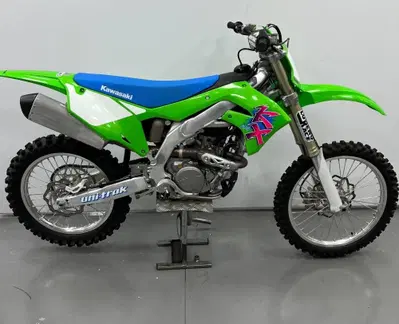 Kawasaki KX250F (2023) usata