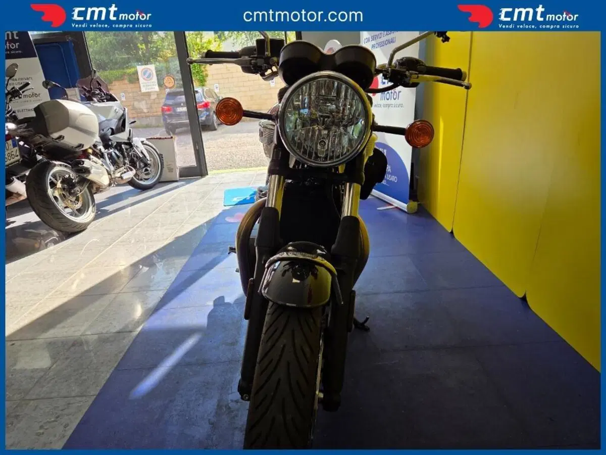 Triumph Bonneville T100 (2021 - 25) (8)