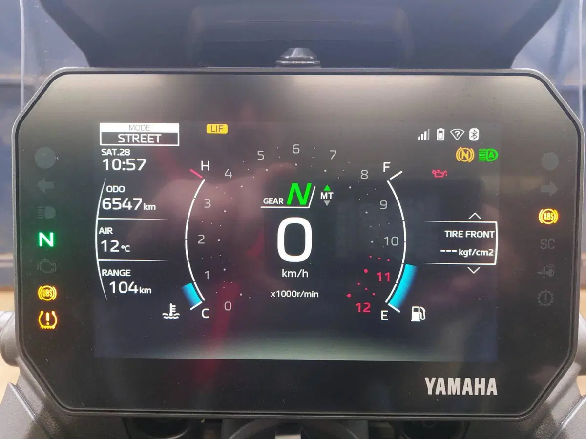Yamaha Tracer 9 GT+ Y-AMT (2025 - 26) (4)