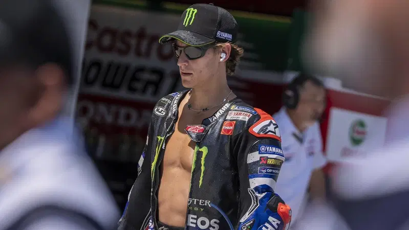 MotoGP 2026. GP di Ungheria a Balaton. Fabio Quartararo costretto al ritiro: "Andavo lungo spesso, sono finito anche sulla ghiaia"