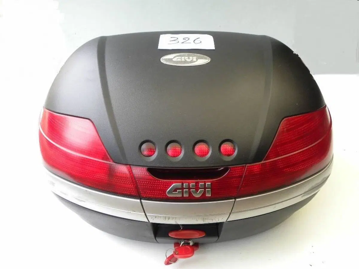 Bauletto GIVI Maxia 52 l. (2)