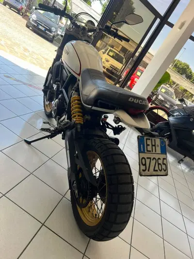 Ducati Scrambler 800 Desert Sled (2017 - 20) usata