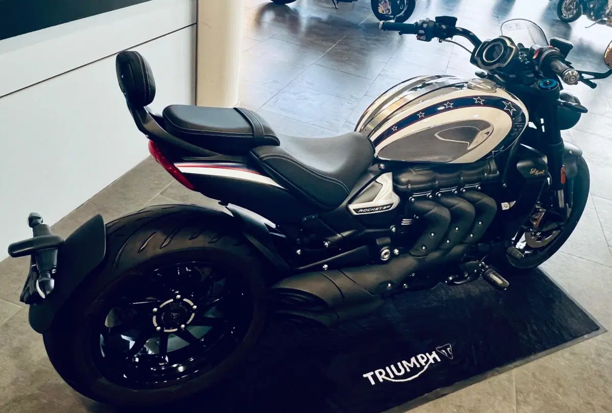 Triumph Rocket 3 GT Evel Knievel Special Edition (2025) (3)