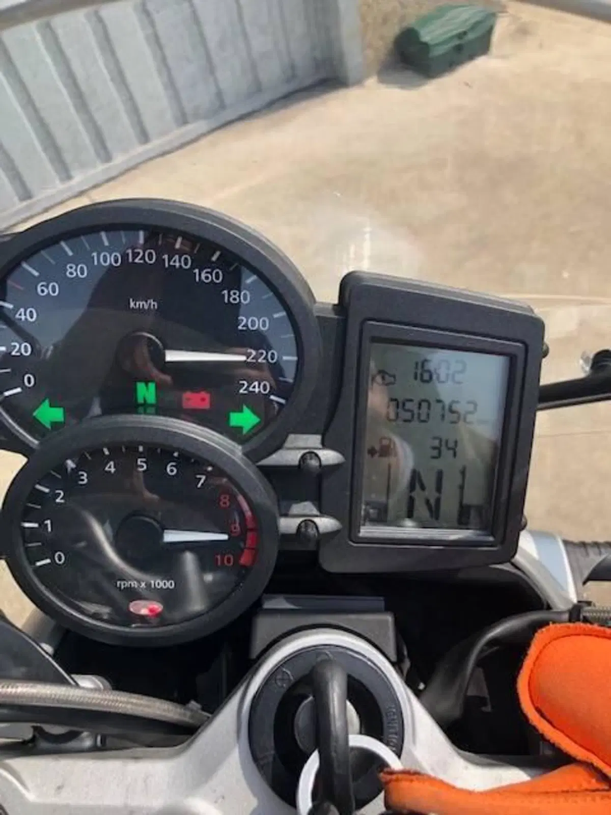 Bmw R 1200 R (2006 - 11) (7)