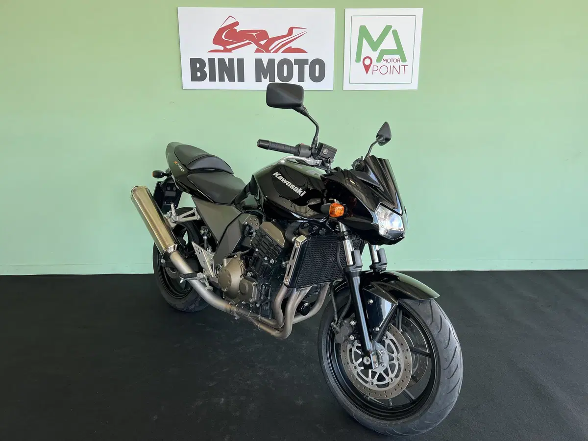 Kawasaki Z 750 (2003 - 06) (2)