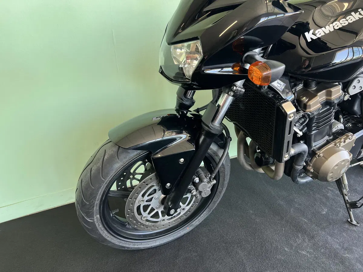 Kawasaki Z 750 (2003 - 06) (19)