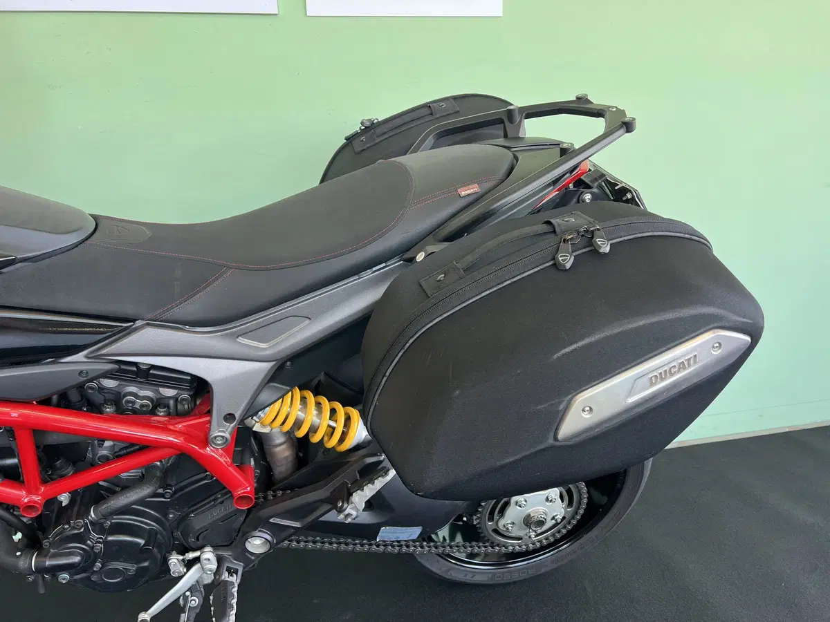 Ducati Hypermotard 821 (2013 - 15) (15)