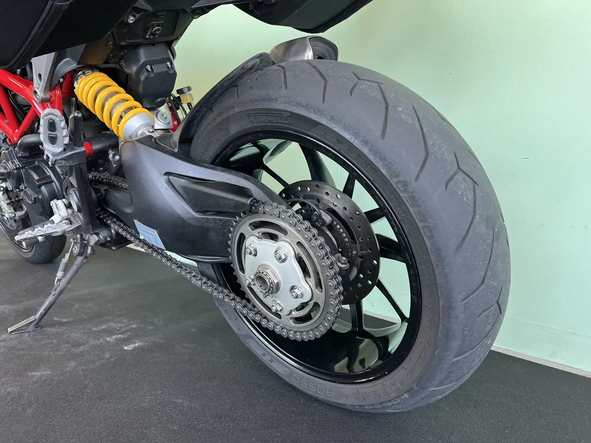 Ducati Hypermotard 821 (2013 - 15) (17)