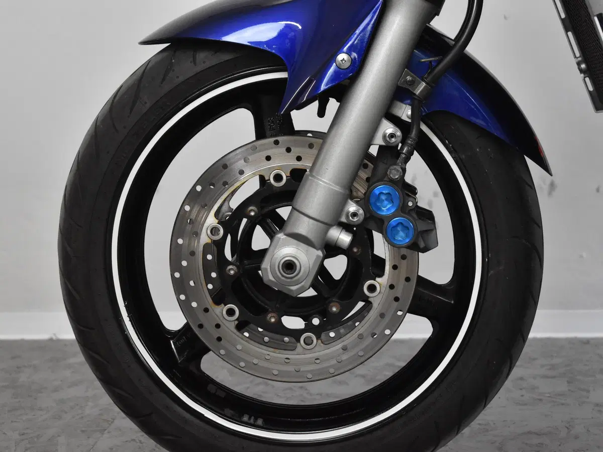 Yamaha FZ1 Fazer (2006 - 16) (14)