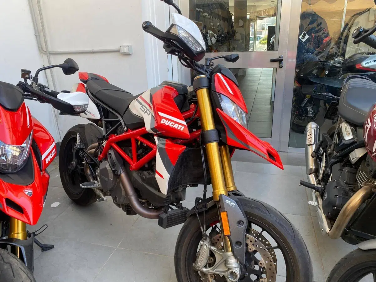 Ducati Hypermotard 950 SP (2022 - 25) (4)