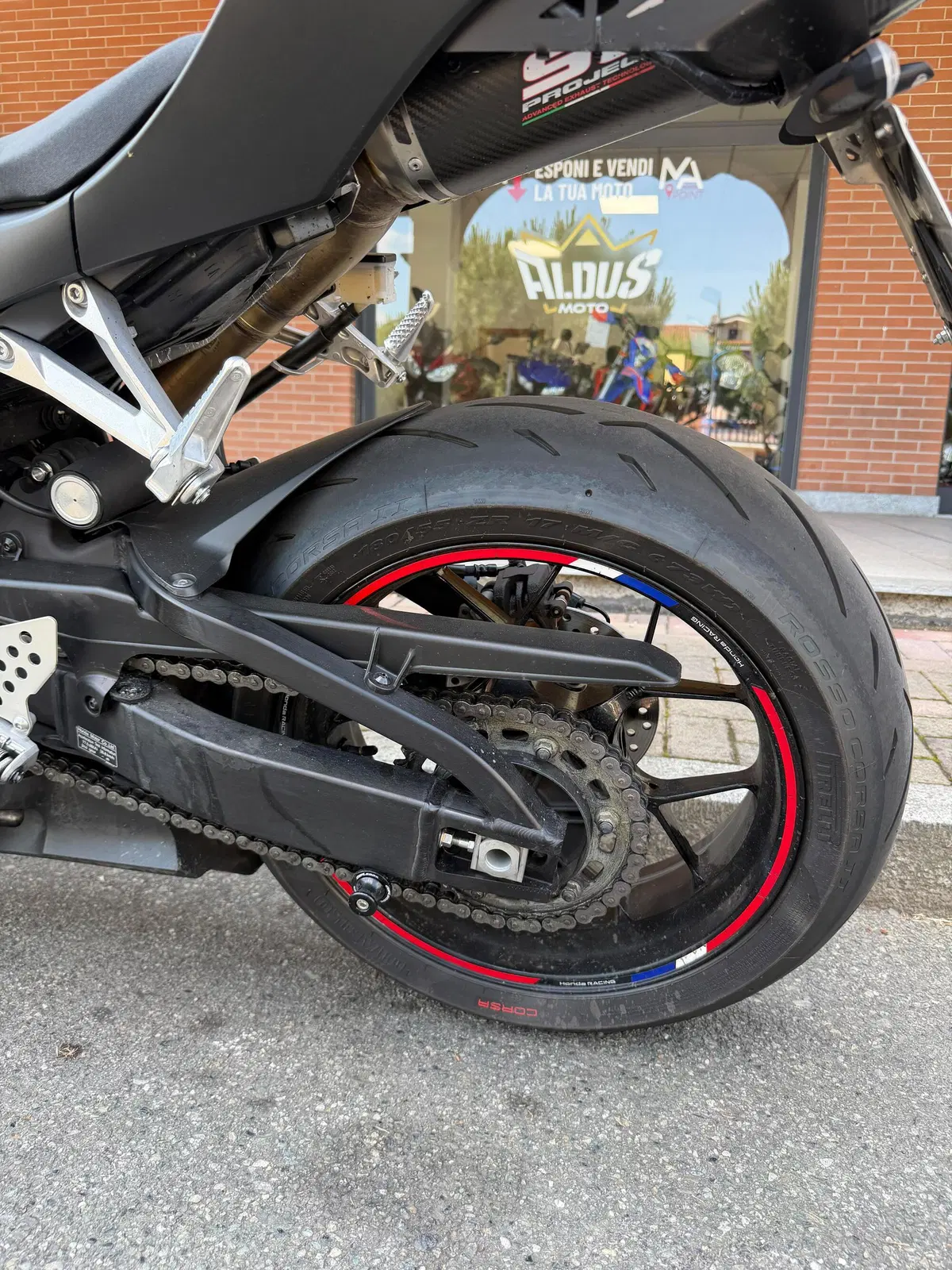 Honda CBR 600 RR (2024 - 26) (3)