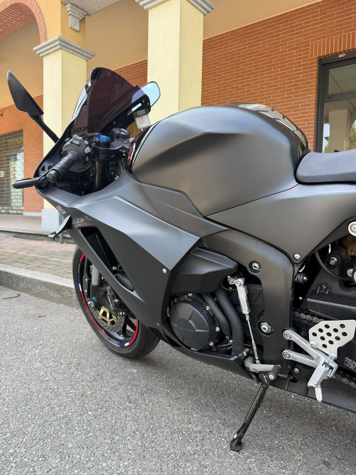 Honda CBR 600 RR (2024 - 26) (4)
