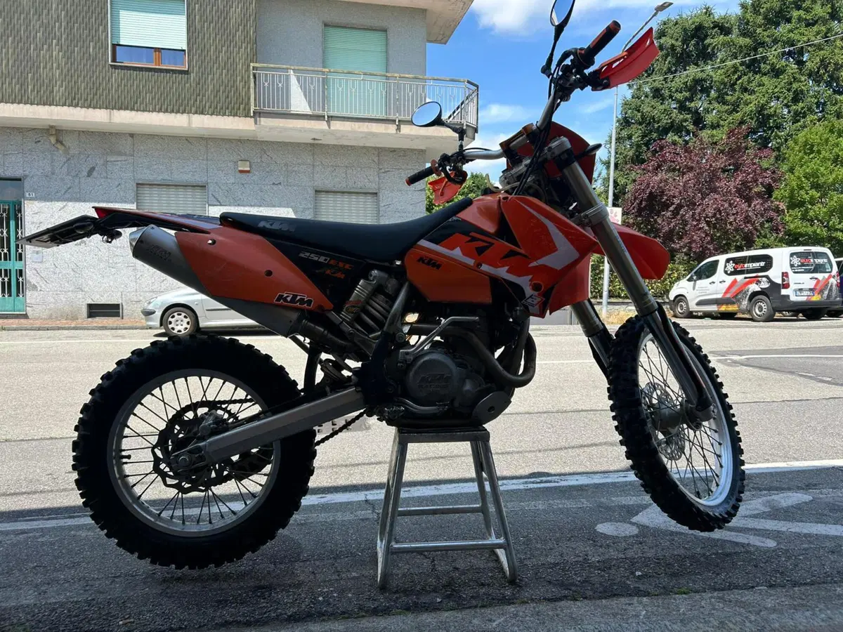 KTM 250 EXC (2005) (3)