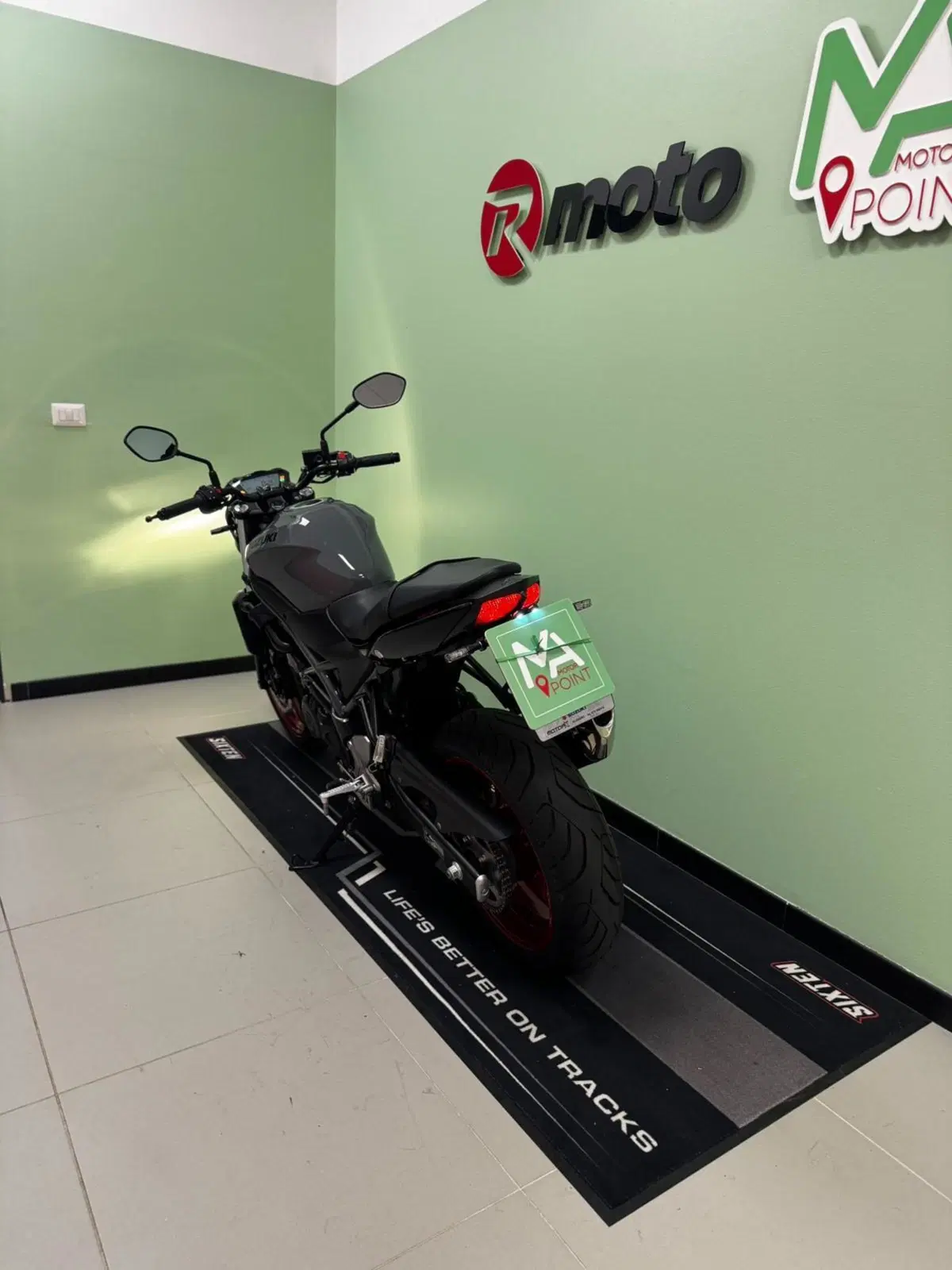 Suzuki SV650 (2021 - 24) (4)
