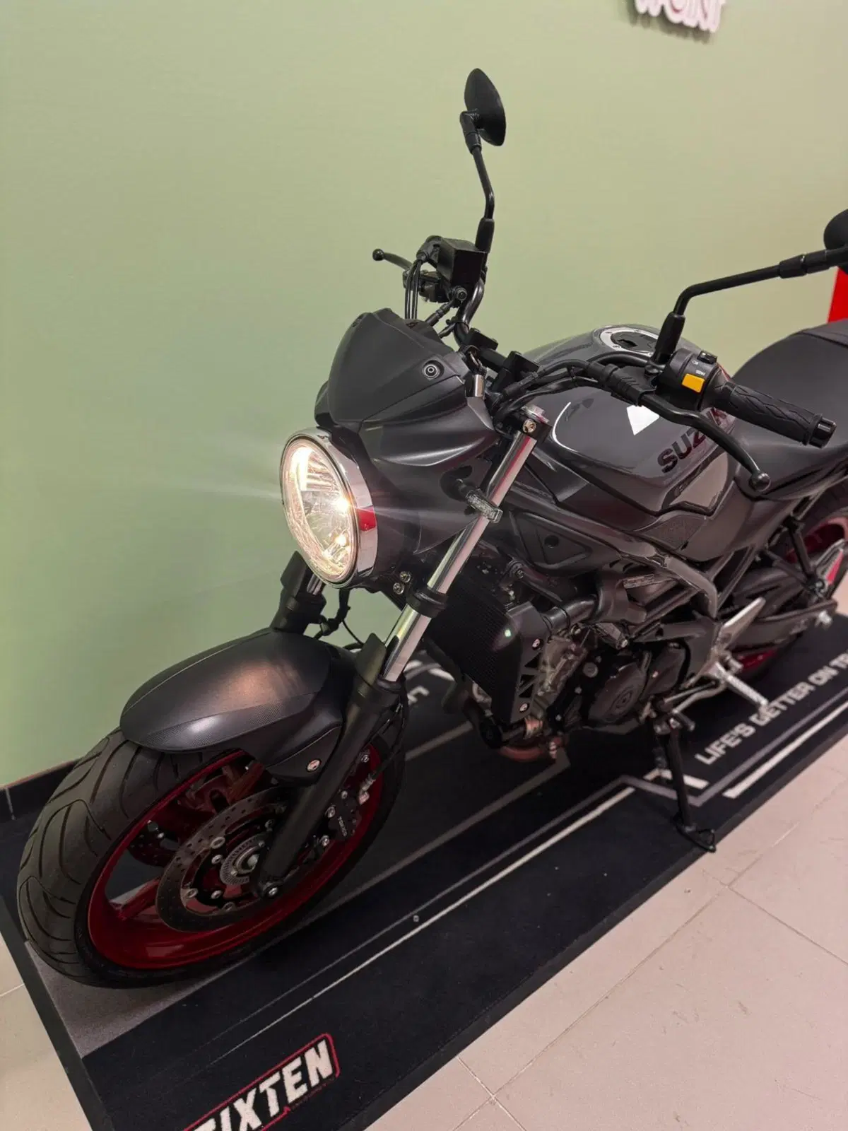 Suzuki SV650 (2021 - 24) (6)