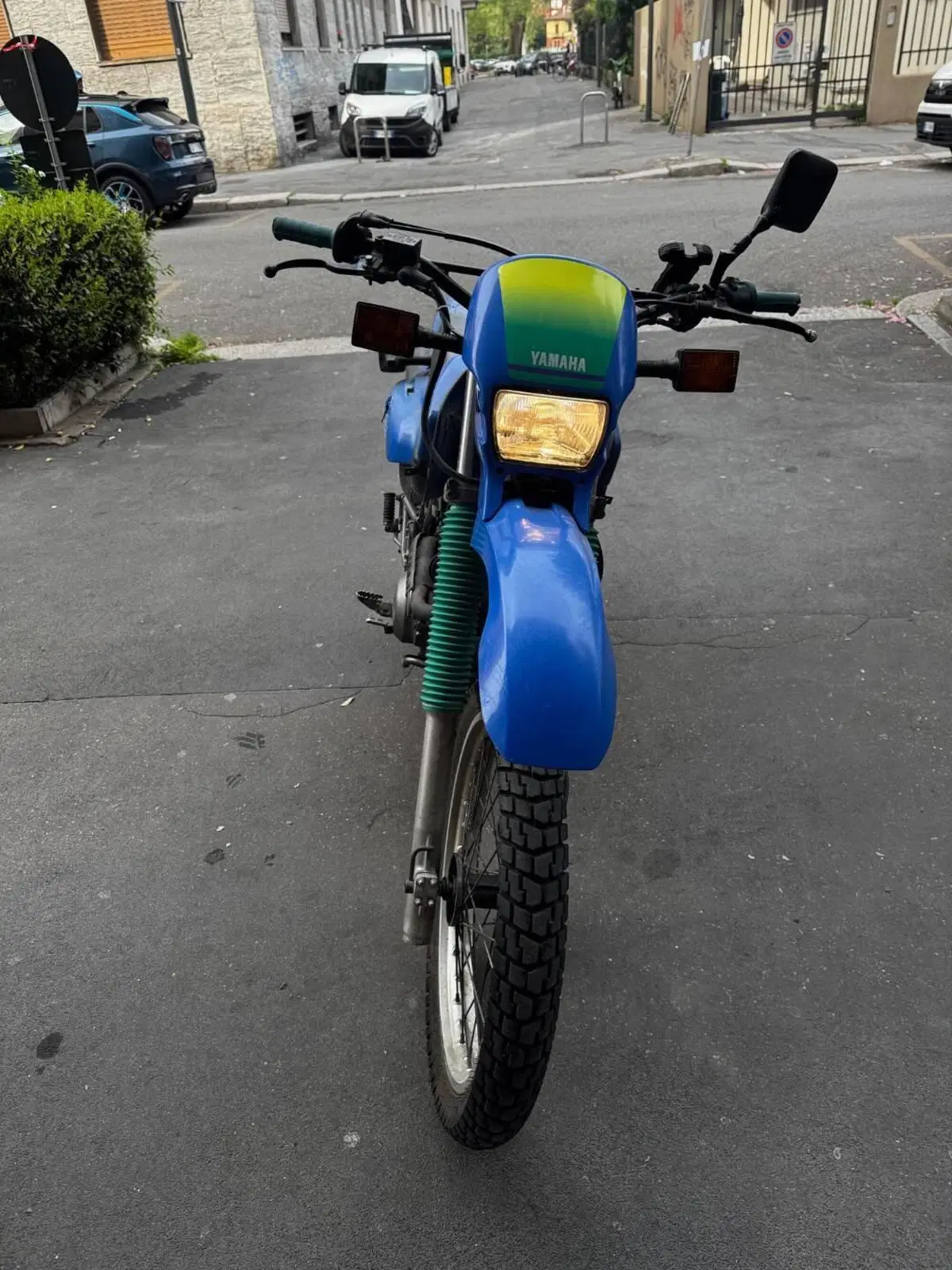 Yamaha xt 600 3tb  (2)