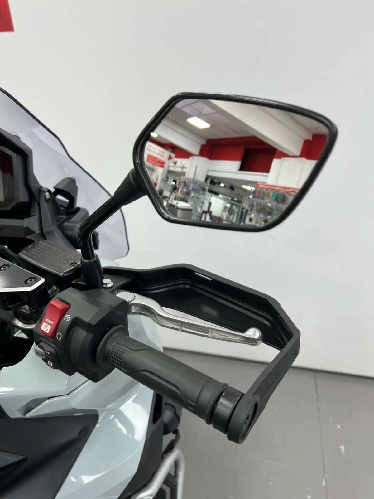 Honda X-ADV 750 DCT (2021 - 24) (6)