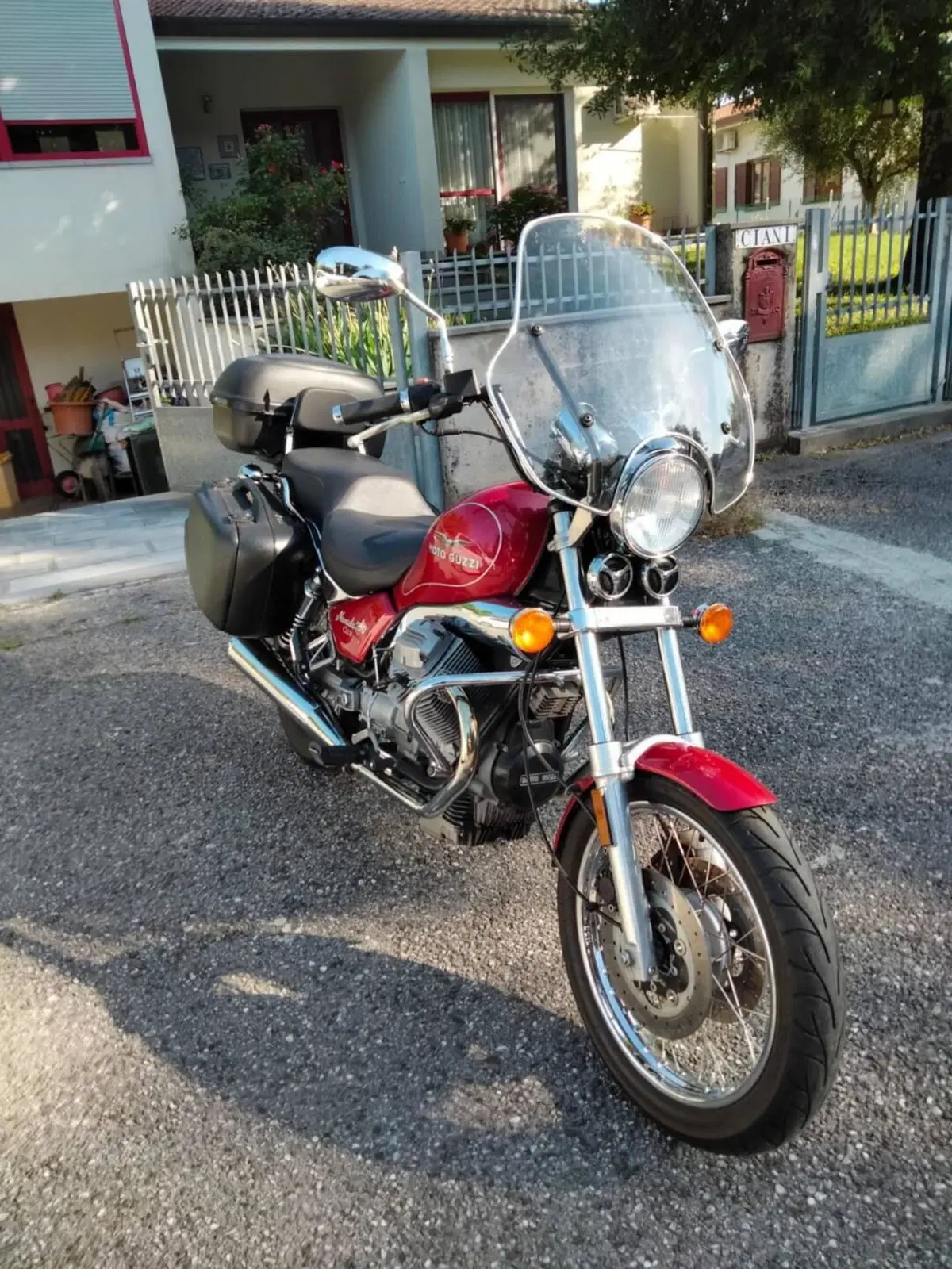 Moto Guzzi Nevada 750 Club (2002 - 06)
