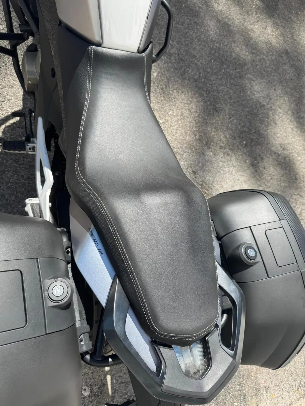 CFMOTO 650MT (2021 - 24) (5)