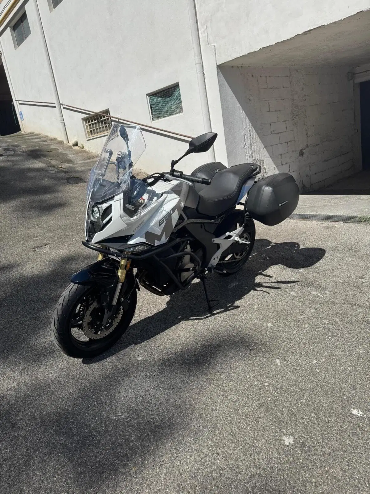 CFMOTO 650MT (2021 - 24) (10)