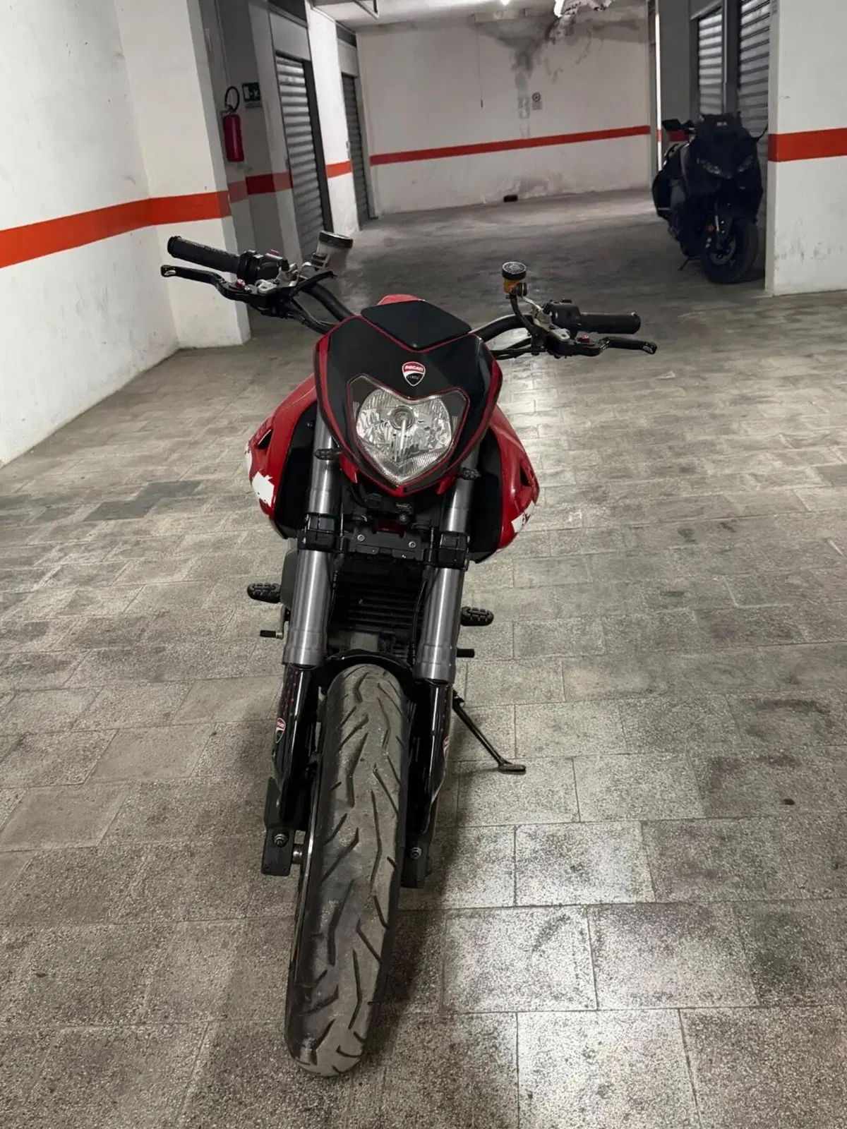 Ducati Hypermotard 1100 (2007 - 09)