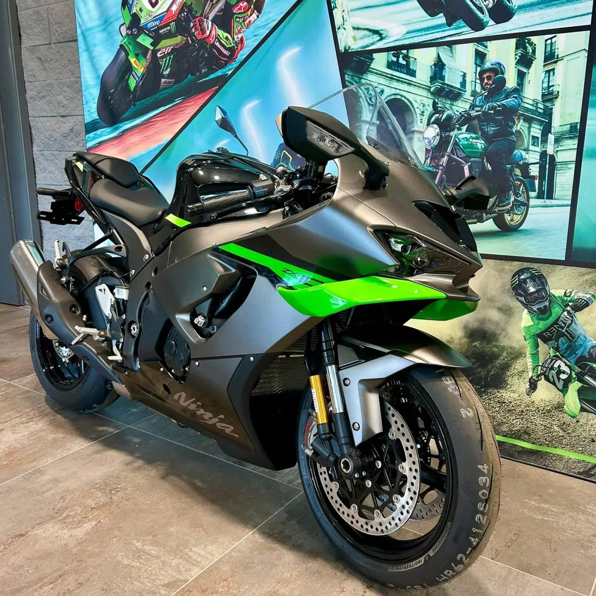 Kawasaki Ninja 1000 ZX-10R (2026) (2)