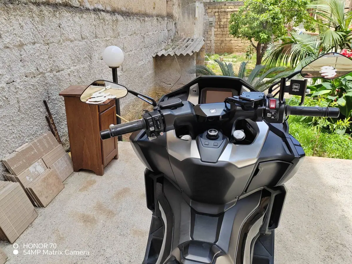 Honda Forza 750 DCT Urban (2021 - 24) (10)