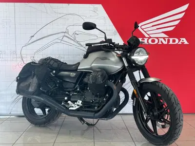 Moto Guzzi V7 Stone (2021 - 24) usata