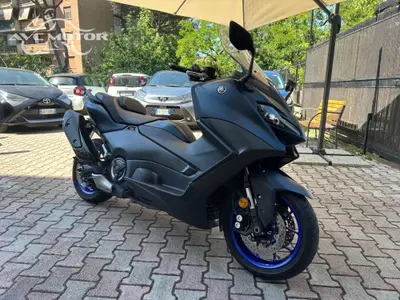 Yamaha T-Max 560 (2022 - 24) usata